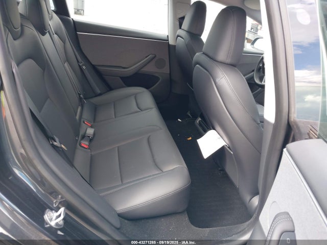 2025 TESLA MODEL 3 5YJ3E1EA4SF924287 Photo 7