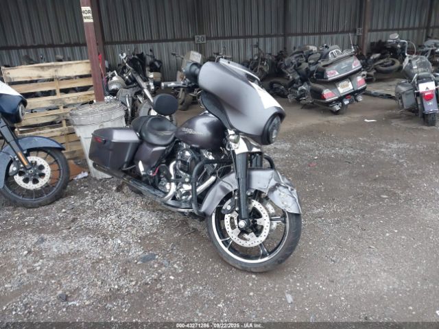 2015 HARLEY-DAVIDSON FLHX 1HD1KBM12FB616064