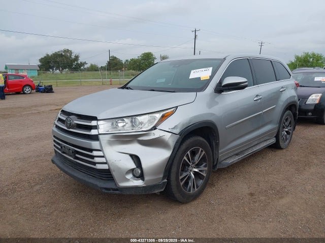 Toyota 2gr-fks 2018 5TDZZRFH1JS256239 Image 2