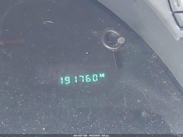 2004 CHRYSLER PACIFICA 2C8GF684X4R639228 Photo 6