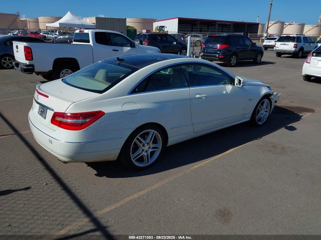 Продаж на аукціоні авто 2012 Mercedes-benz E 350, vin: WDDKJ5KB2CF135912, номер лоту: 43271353