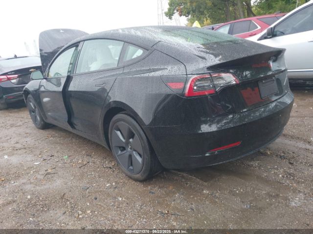 2022 TESLA MODEL 3 5YJ3E1EA4NF232888 Photo 2
