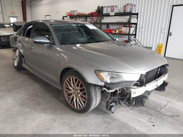 2016 AUDI A6 WAUFGAFC3GN002199 Photo 0