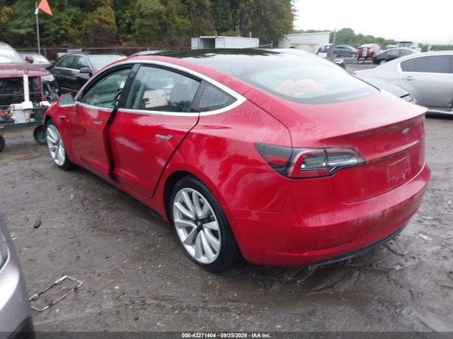 2018 TESLA MODEL 3 5YJ3E1EBXJF091716 Photo 2