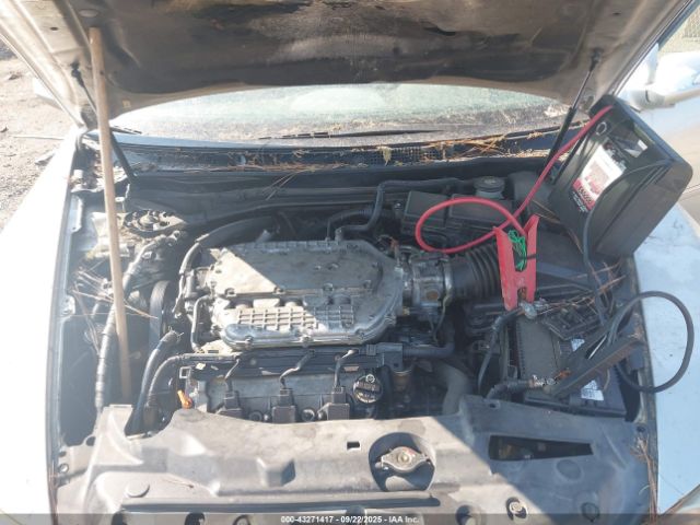 2006 ACURA RL JH4KB16516C004964 Photo 9