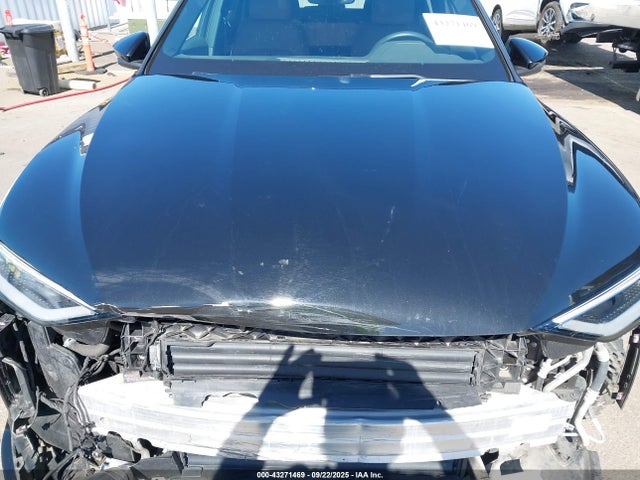 2019 AUDI E-TRON WA1LAAGEXKB021974 Photo 9