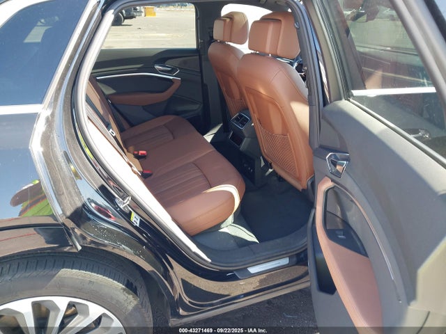 2019 AUDI E-TRON WA1LAAGEXKB021974 Photo 7