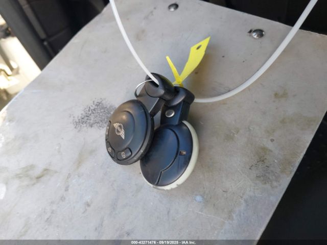 2009 MINI COOPER WMWMF33589TW77461 Photo 10