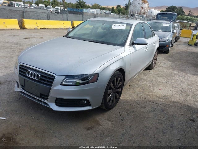2010 AUDI A4 WAUEFAFL9AN061313 Photo 1