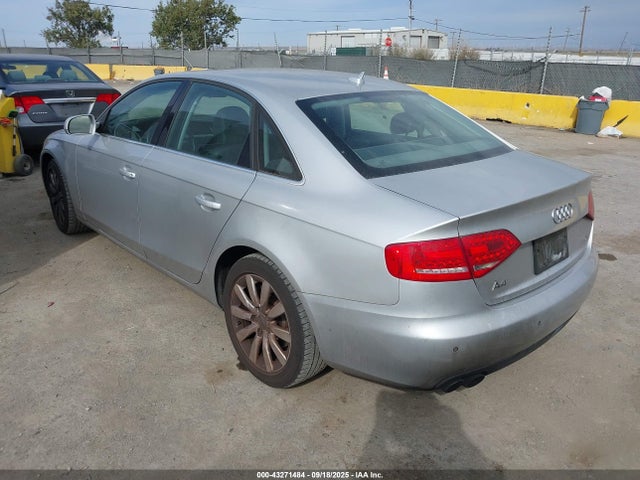 2010 AUDI A4 WAUEFAFL9AN061313 Photo 2