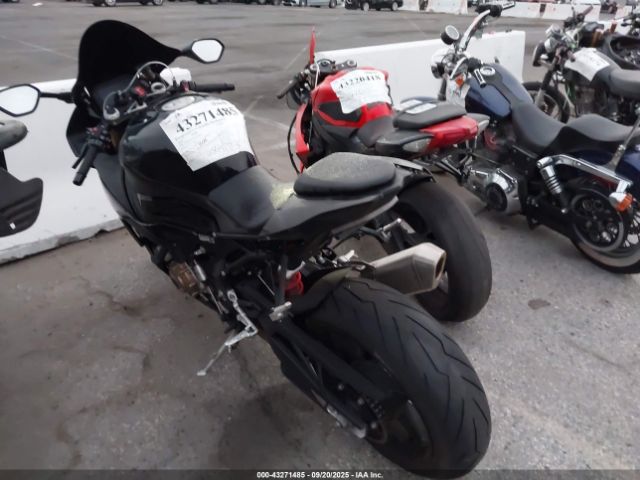 2022 BMW S 1000 WB10E2306N6F78875 Photo 2