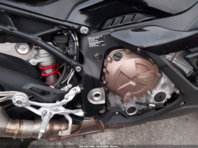 2022 BMW S 1000 WB10E2306N6F78875 Photo 7