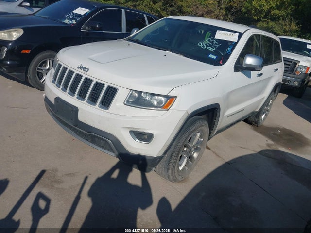 Jeep Grand Cherokee 2015 1C4RJEBG1FC841375 Image 2