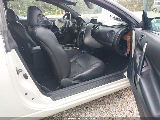 2001 MITSUBISHI ECLIPSE SPYDER 4A3AE45G11E192386 Photo 4