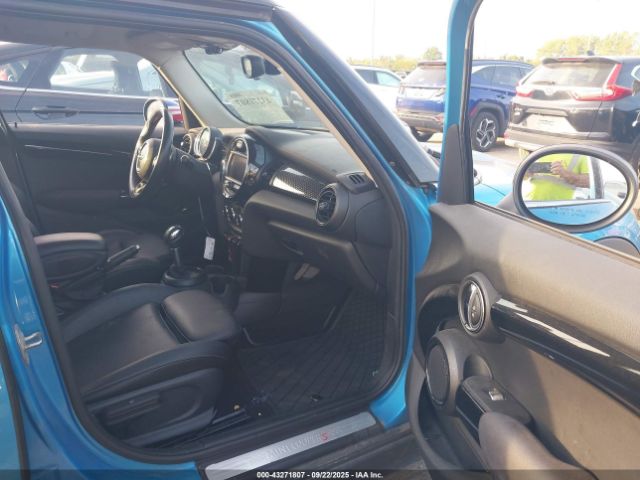 2019 MINI HARDTOP WMWXU3C52K2F52151 Photo 4