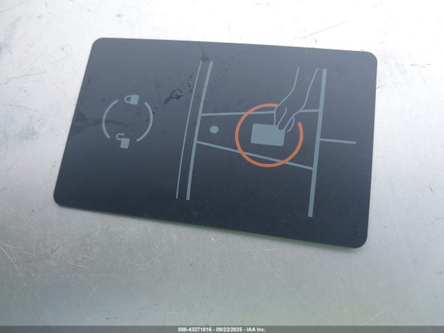 2024 TESLA MODEL 3 5YJ3E1EA1RF742864 Photo 10