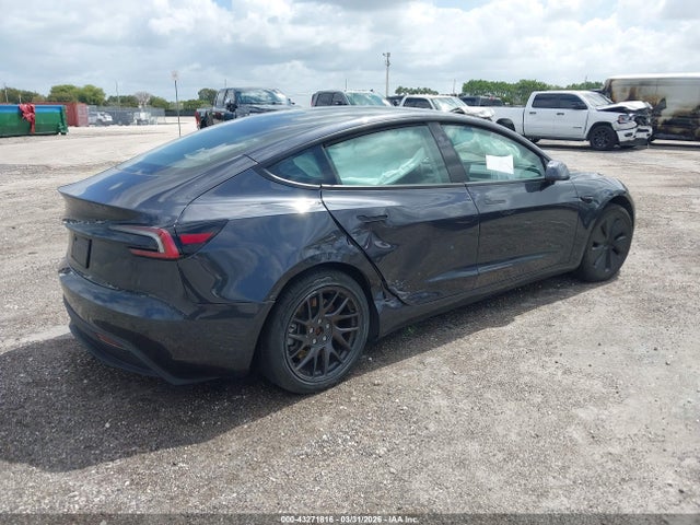 2024 TESLA MODEL 3 5YJ3E1EA1RF742864 Photo 3