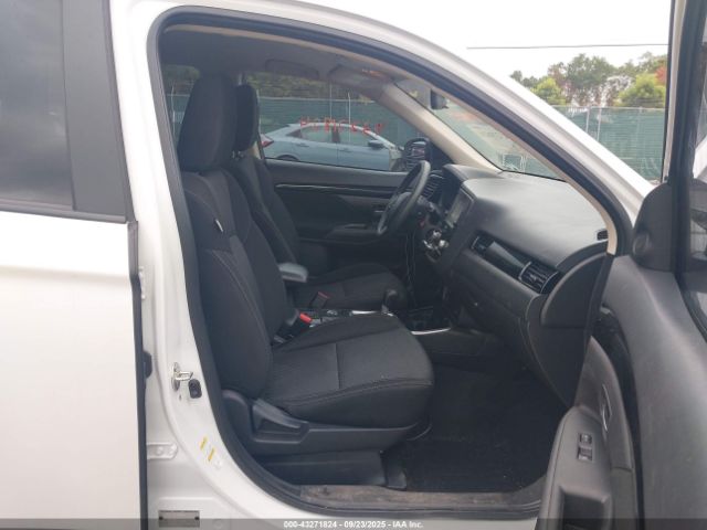 2020 MITSUBISHI OUTLANDER JA4AZ3A37LZ042194 Photo 4