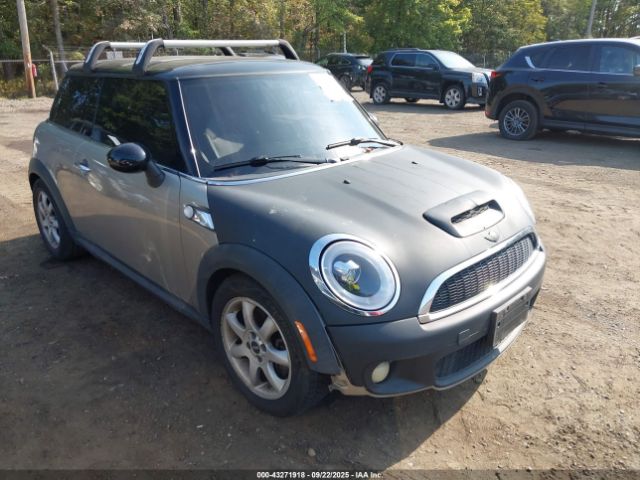 2009 MINI COOPER S WMWMF73549TW87234 Photo 0
