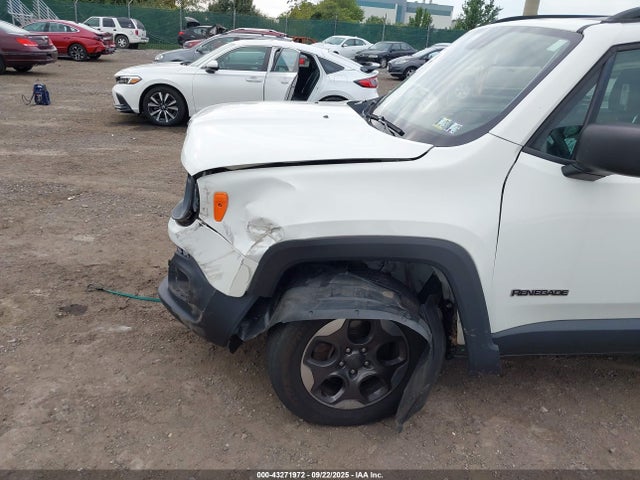 Jeep Renegade 2017 ZACCJBAB0HPE70900 Image 18