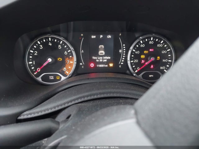 Jeep Renegade 2017 ZACCJBAB0HPE70900 Image 7