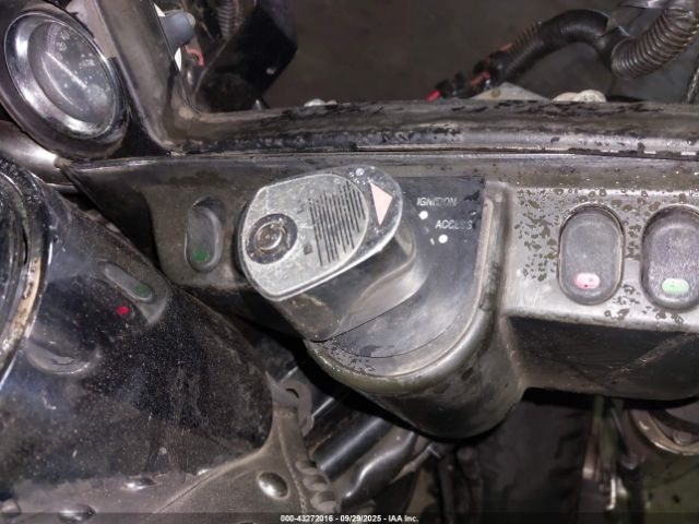 2005 HARLEY-DAVIDSON FLHTCUI 1HD1FCW315Y615492 Photo 10