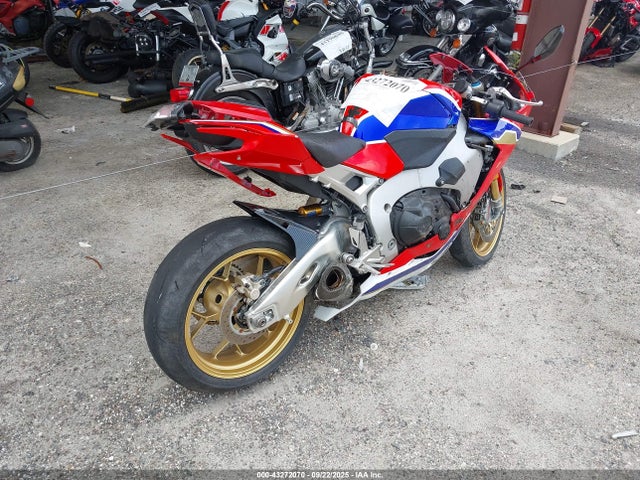 JH2SC7770JK100088 Honda Sc77e-5000001