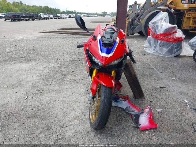 JH2SC7770JK100088 Honda Sc77e-5000001