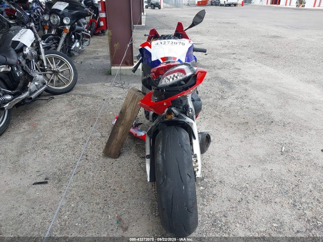 JH2SC7770JK100088 Honda Sc77e-5000001