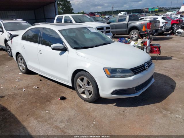 2014 VOLKSWAGEN JETTA 3VWLL7AJ0EM409900