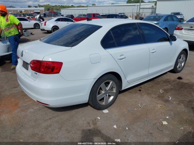 2014 VOLKSWAGEN JETTA 3VWLL7AJ0EM409900 Photo 3