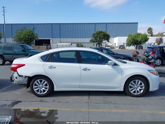1N4AL3AP4GN312611 Nissan 2016
