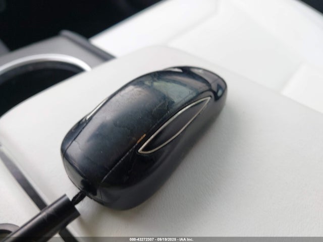 2017 TESLA MODEL X 5YJXCBE44HF053679 Photo 10