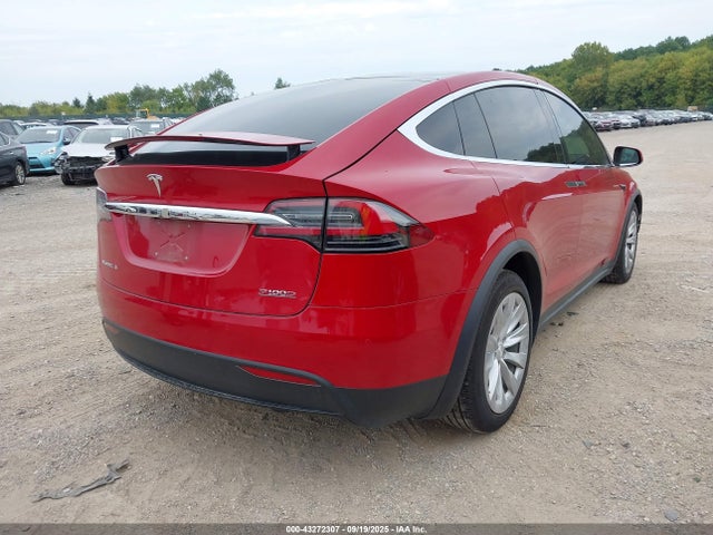 2017 TESLA MODEL X 5YJXCBE44HF053679 Photo 3