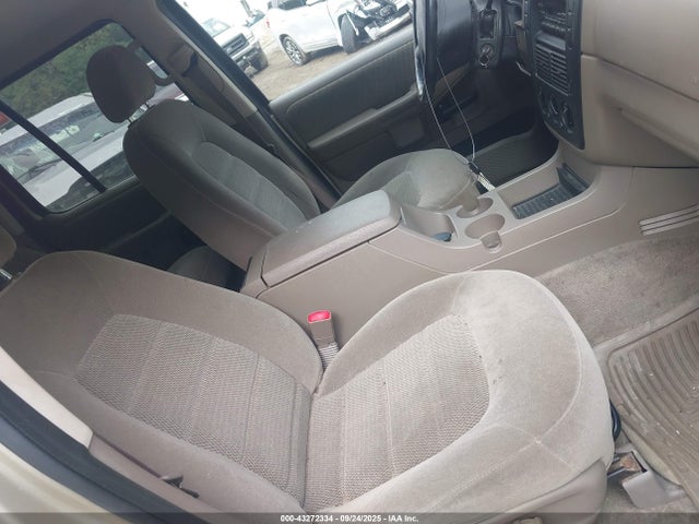 2002 FORD EXPLORER 1FMZU73E52ZC09837 Photo 4