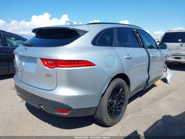 2018 JAGUAR F-PACE SADCK2FX4JA265978 Photo 3
