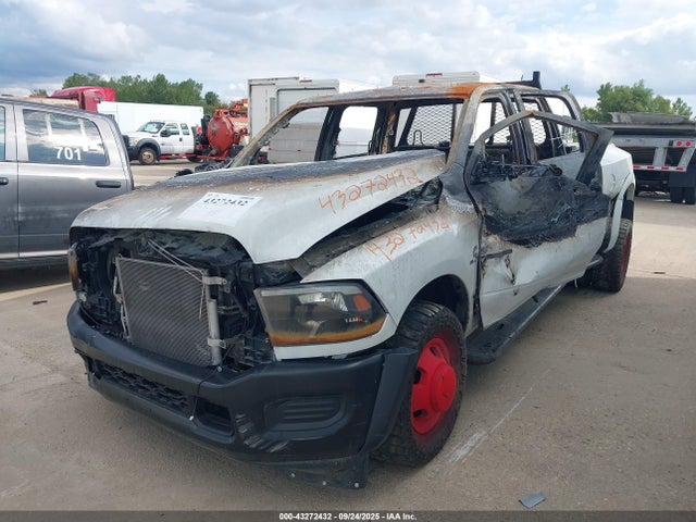 2015 Ram 3500 Tradesman მანქანა იყიდება აუქციონზე, vin: 3C63RPGL2FG681107, აუქციონის ნომერი: 43272432