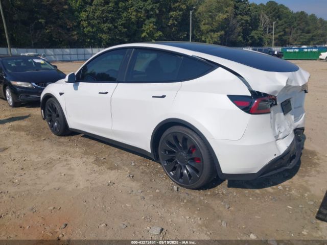 2022 TESLA MODEL Y 7SAYGDEF0NF399703 Photo 2