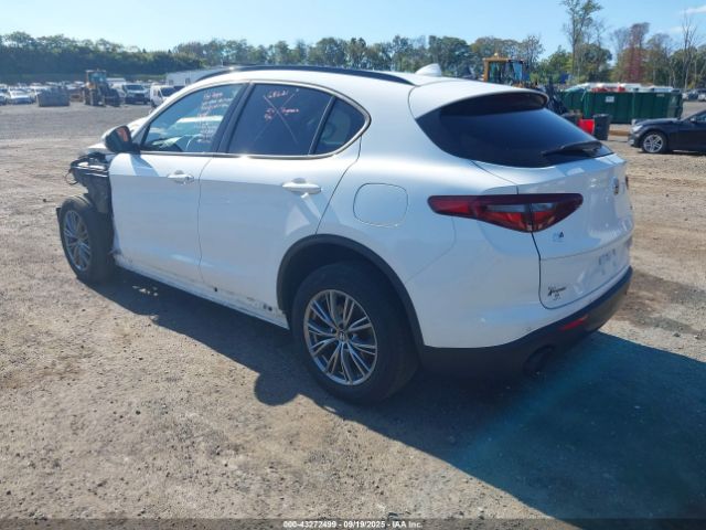 2022 ALFA ROMEO STELVIO ZASPAKAN7N7D39281 Photo 2