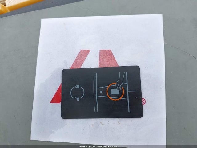 2022 TESLA MODEL 3 5YJ3E1EB1NF243582 Photo 10