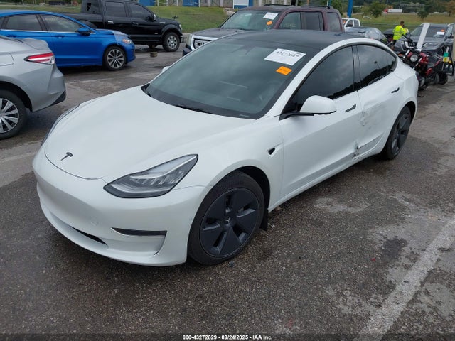 2022 TESLA MODEL 3 5YJ3E1EB1NF243582 Photo 1