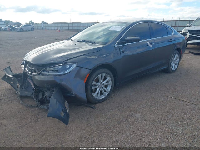 43272648 :رقم المزاد ، 1C3CCCABXFN536220 vin ، 2015 Chrysler 200 Limited مزاد بيع