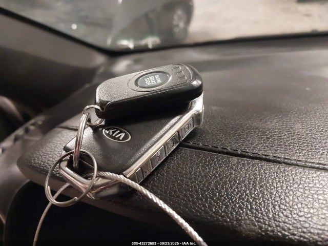 3KPF54AD0KE032719 KIA mpi nu