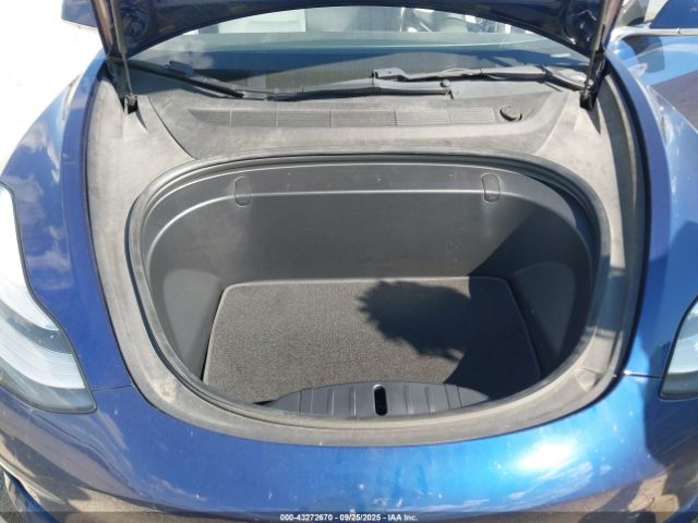 2018 TESLA MODEL 3 5YJ3E1EB4JF097771 Photo 9