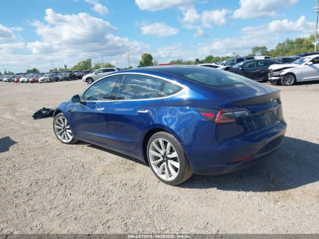 2018 TESLA MODEL 3 5YJ3E1EB4JF097771 Photo 2