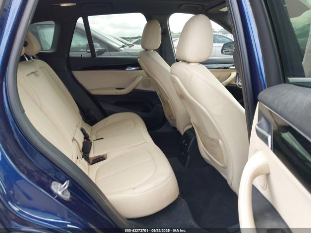 2017 BMW X1 WBXHU7C33HP924959 Photo 7