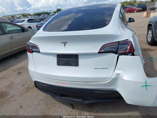 7SAYGDEE9PA103505 Tesla 2023