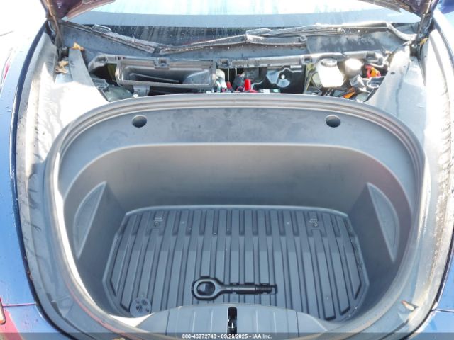 2023 TESLA MODEL 3 5YJ3E1EA9PF638118 Photo 9