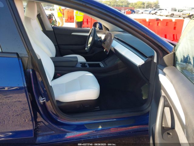 2023 TESLA MODEL 3 5YJ3E1EA9PF638118 Photo 4