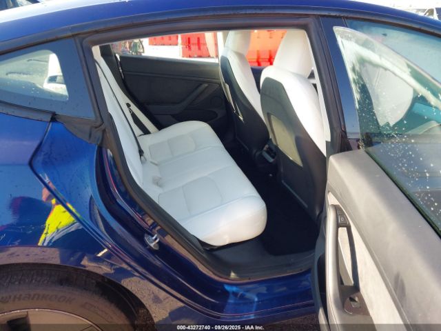 2023 TESLA MODEL 3 5YJ3E1EA9PF638118 Photo 7